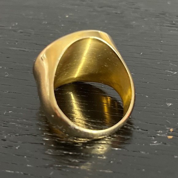 Badass Gold inverted pentagram ring - Picture 4 of 4